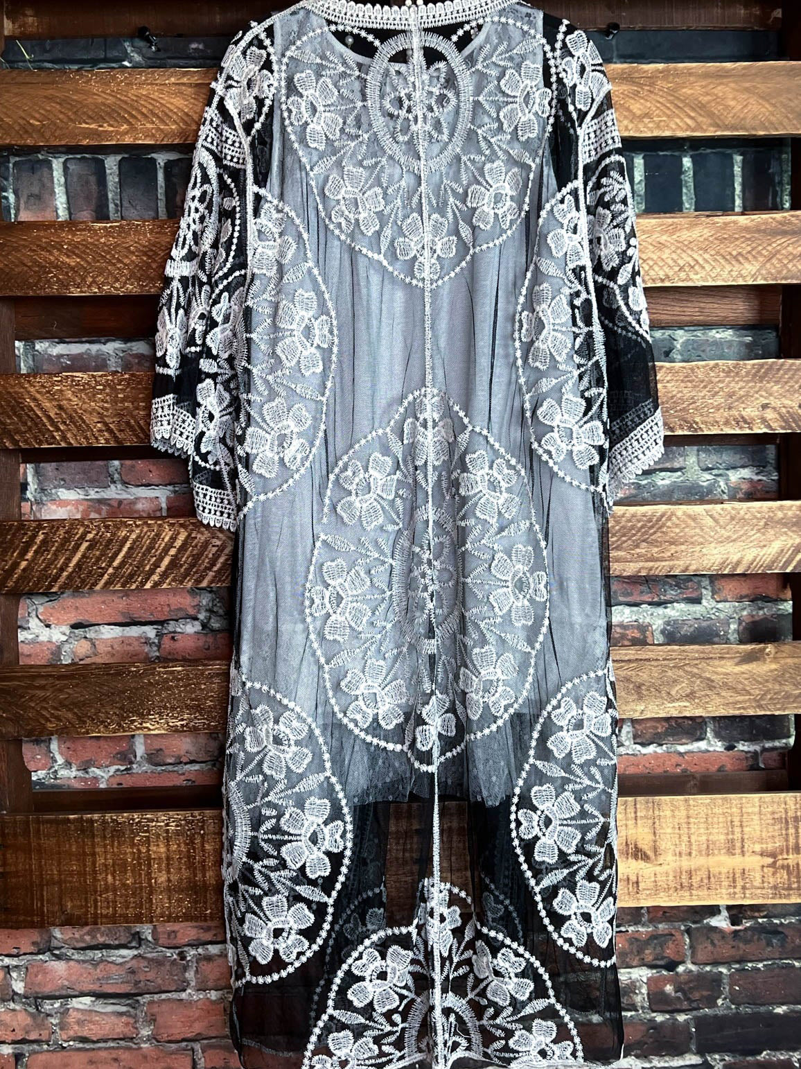 Floral Pattern Casual Loose Women Lace Top