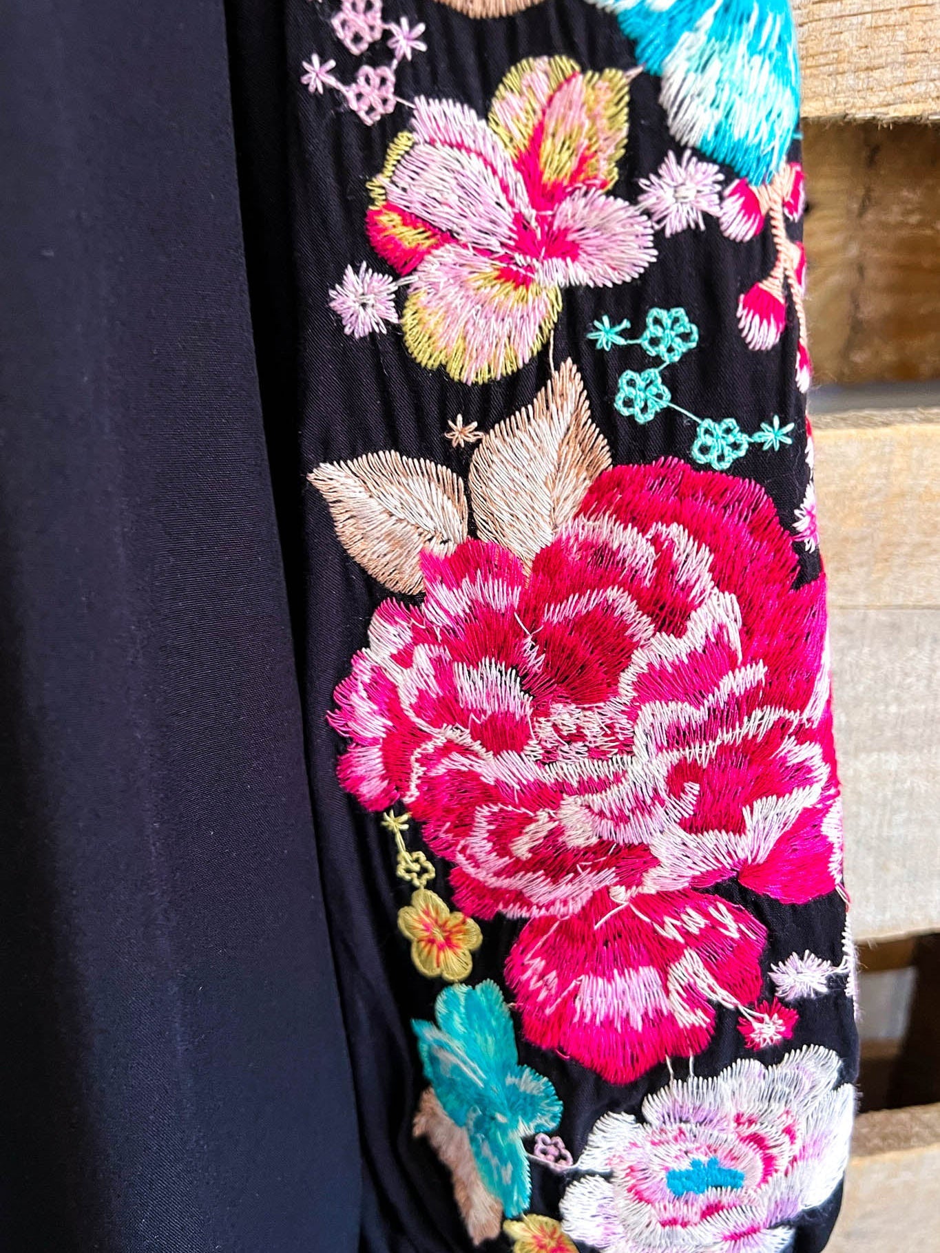 V Neck Casual Long Sleeve Floral Blouse