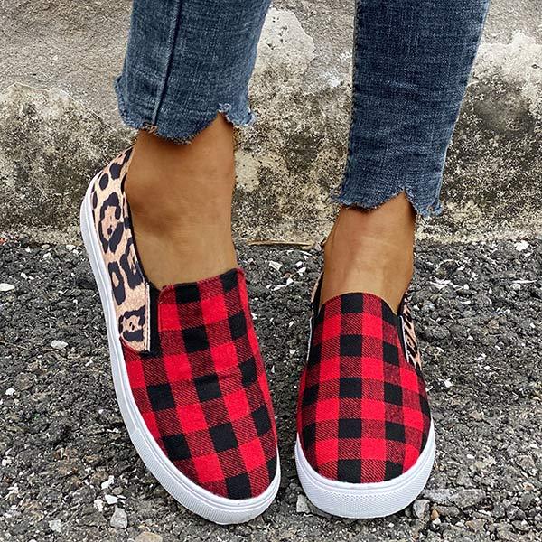 Women's Color Matching Low Top Casual Round Toe Flat Canvas Shoes 80366216C
