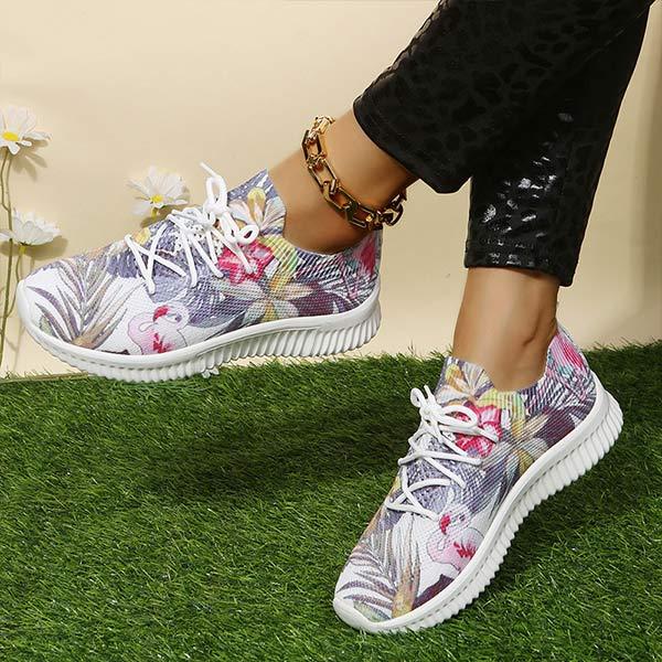 Women's Flat Lace-Up Flying Woven Breathable Printing Graffiti Casual Sneakers 43665814C