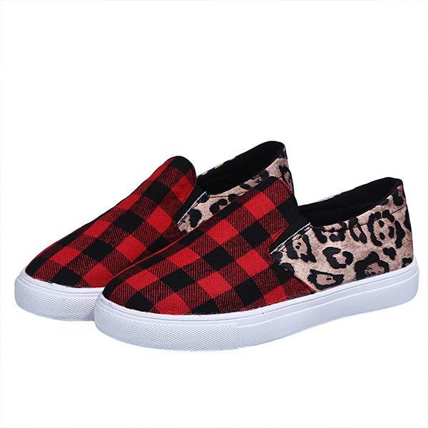 Women's Color Matching Low Top Casual Round Toe Flat Canvas Shoes 80366216C