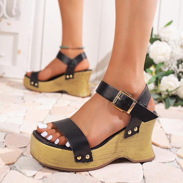 Women's Open Toe Platform Wood Grain Studded Beach Sandals 00415868C
