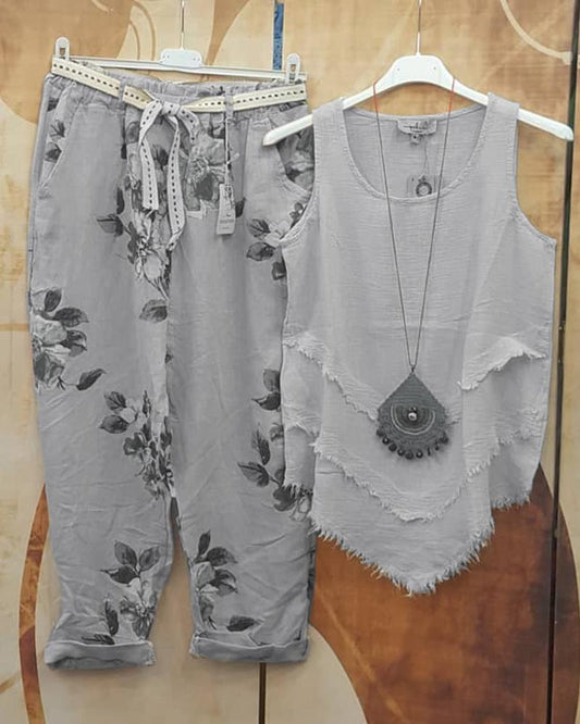 Round Neck, Inverted Triangle Hem, Sleeveless Two-Piece Suit