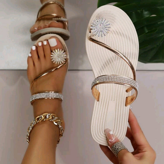 Rhinestone Toe Loop Sandals: Stylish & Comfy Women's Slippers for Indoor/Outdoor Wear