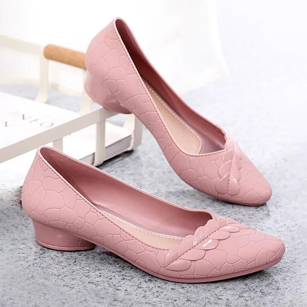 Women's Chunky Heel Pointed Toe Soft Sole Pumps 63435903C