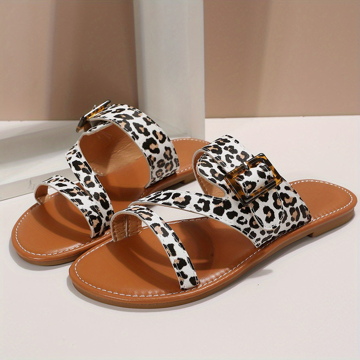 Leopard Print Flat Slippers: Comfortable Outdoor Shoes for Women