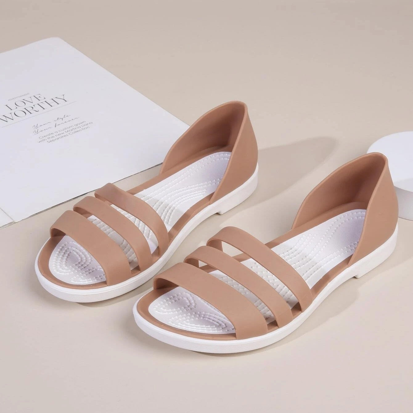 Women's Minimalist Flat Sandals