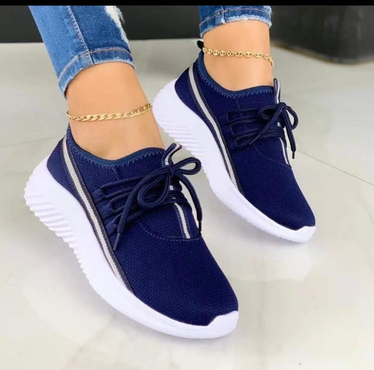 Women Breathable Mesh Sneakers