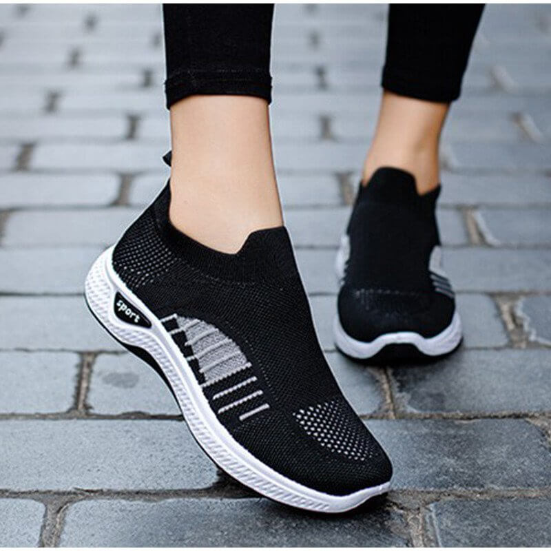 Women Slip-on Knitted Vulcanized Flat Heel Breathable Casual Walking Shoes