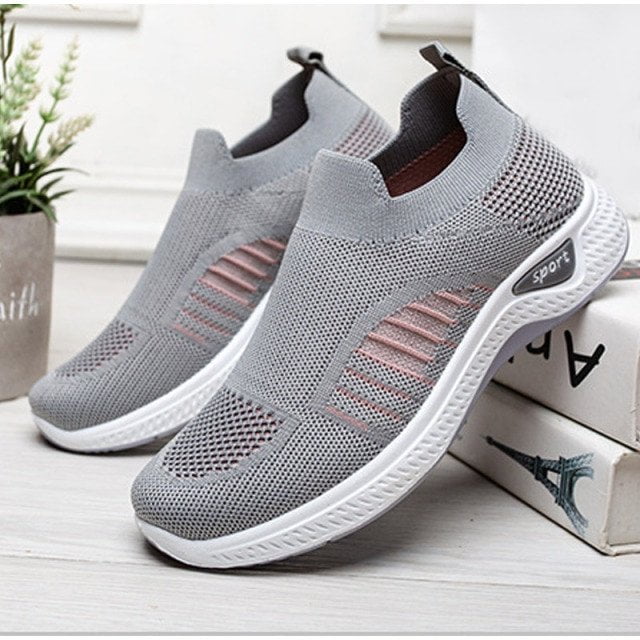 Women Slip-on Knitted Vulcanized Flat Heel Breathable Casual Walking Shoes