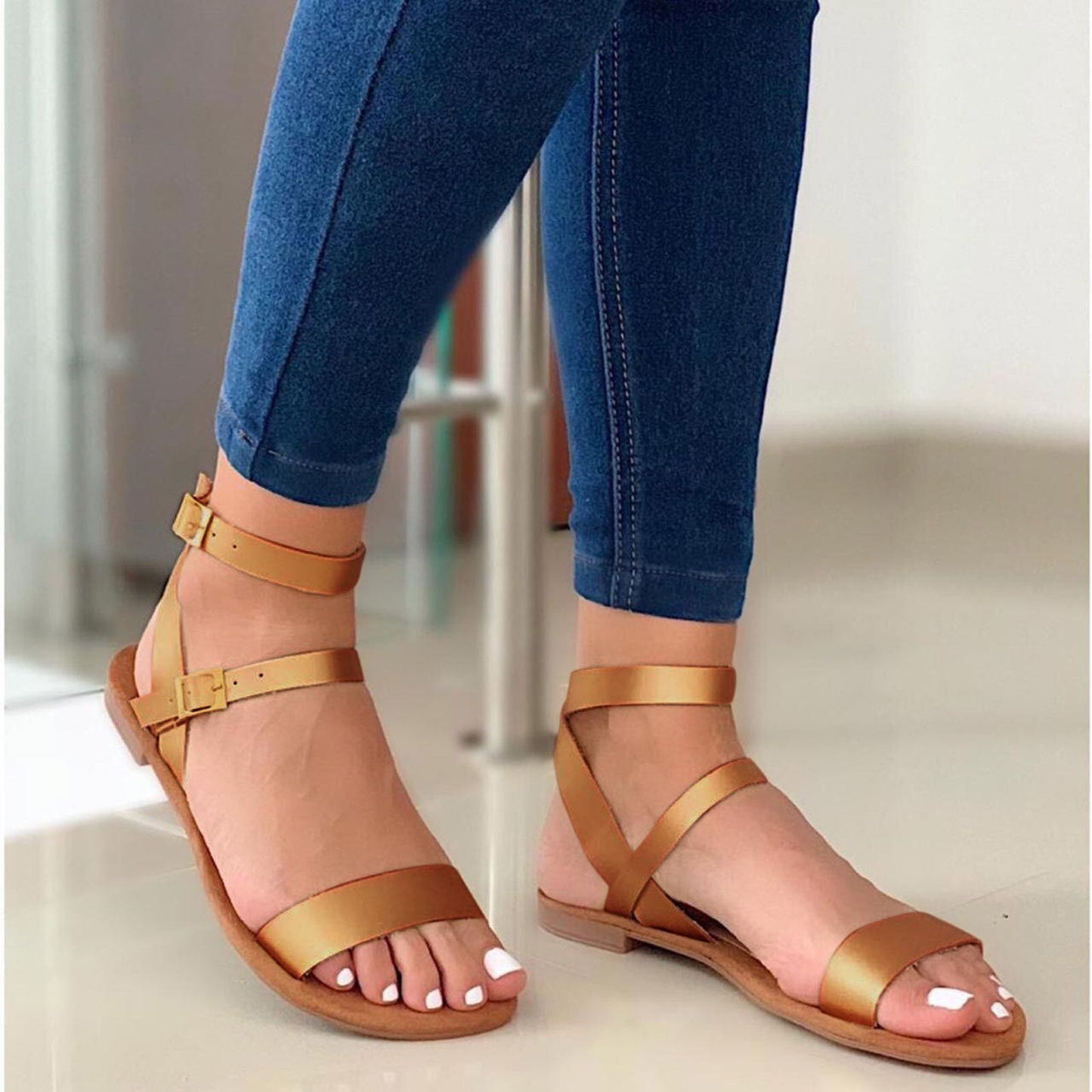 Women Summer Flart Heel Buckle Sandals