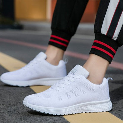 Large size fashion casual sneakers