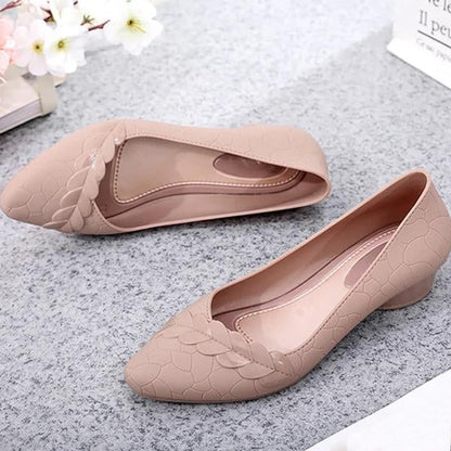 Women's Chunky Heel Pointed Toe Soft Sole Pumps 63435903C