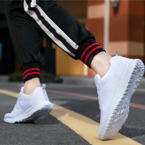 Large size fashion casual sneakers