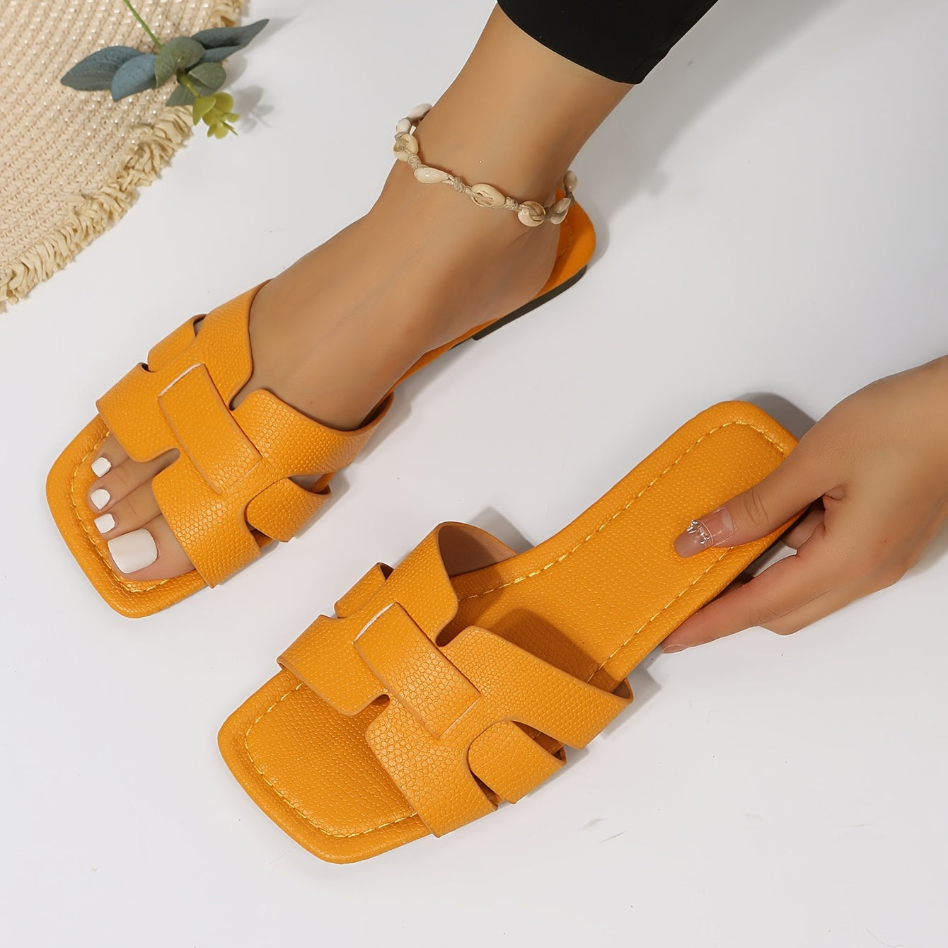 Women's Minimalist Square Toe Flat Sandals