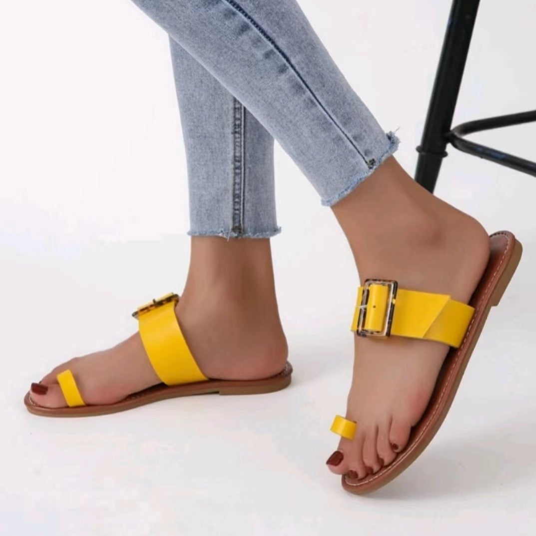 Women's Toe-Loop Flat Sandals