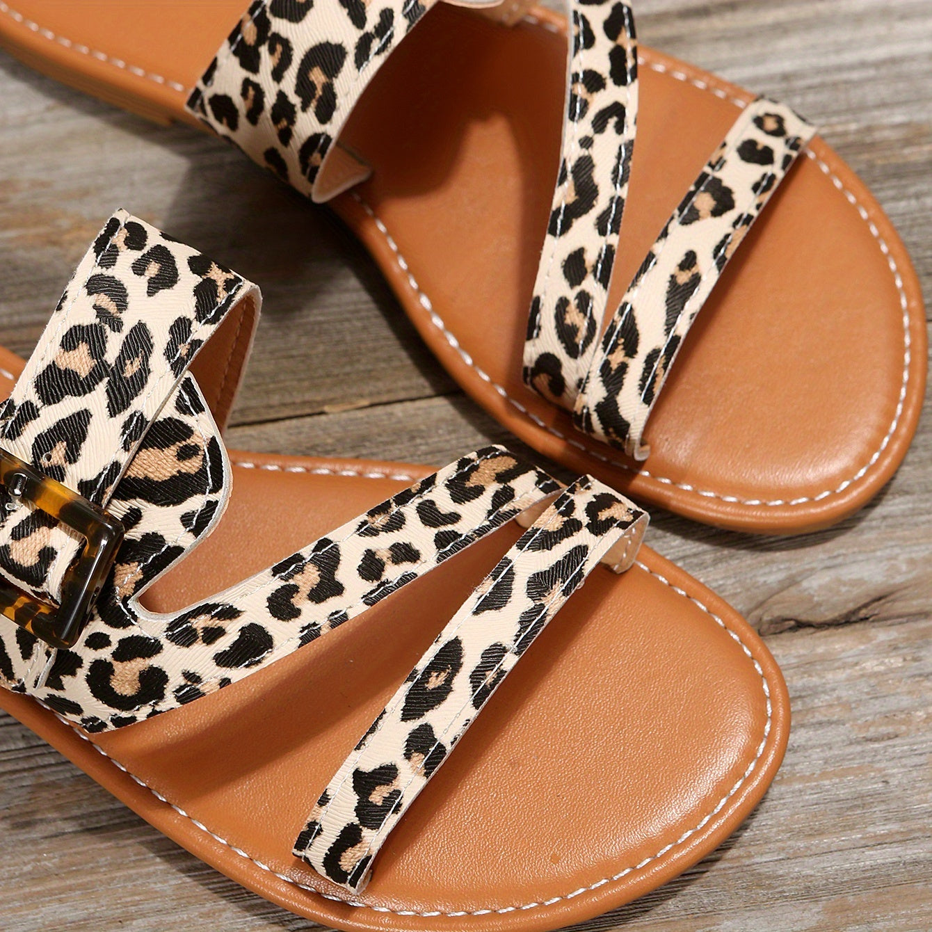 Leopard Print Flat Slippers: Comfortable Outdoor Shoes for Women