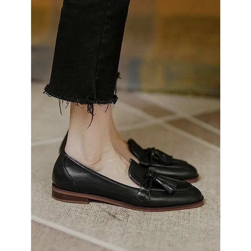 patent-leather-bowknot-low-heel-british-tassel-fashion-casual-flats-l