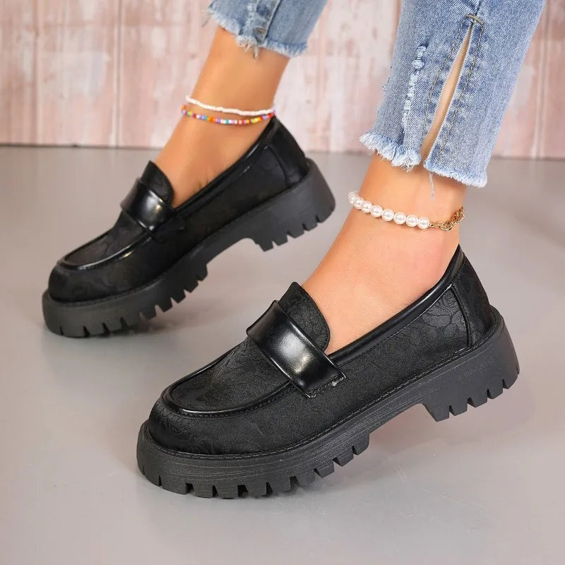 Stylish Patent Leather Chunky Platform Loafers for Students - Non-Slip Casual Footwear in Japanese Design